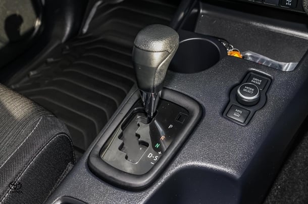 2024 Toyota HILUX SR image 21