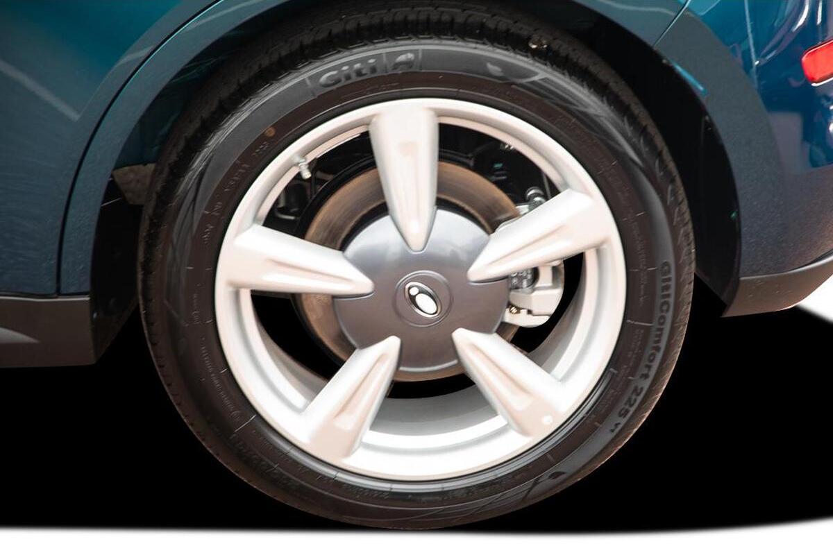 2024 GWM Ora Extended Range Auto image 9