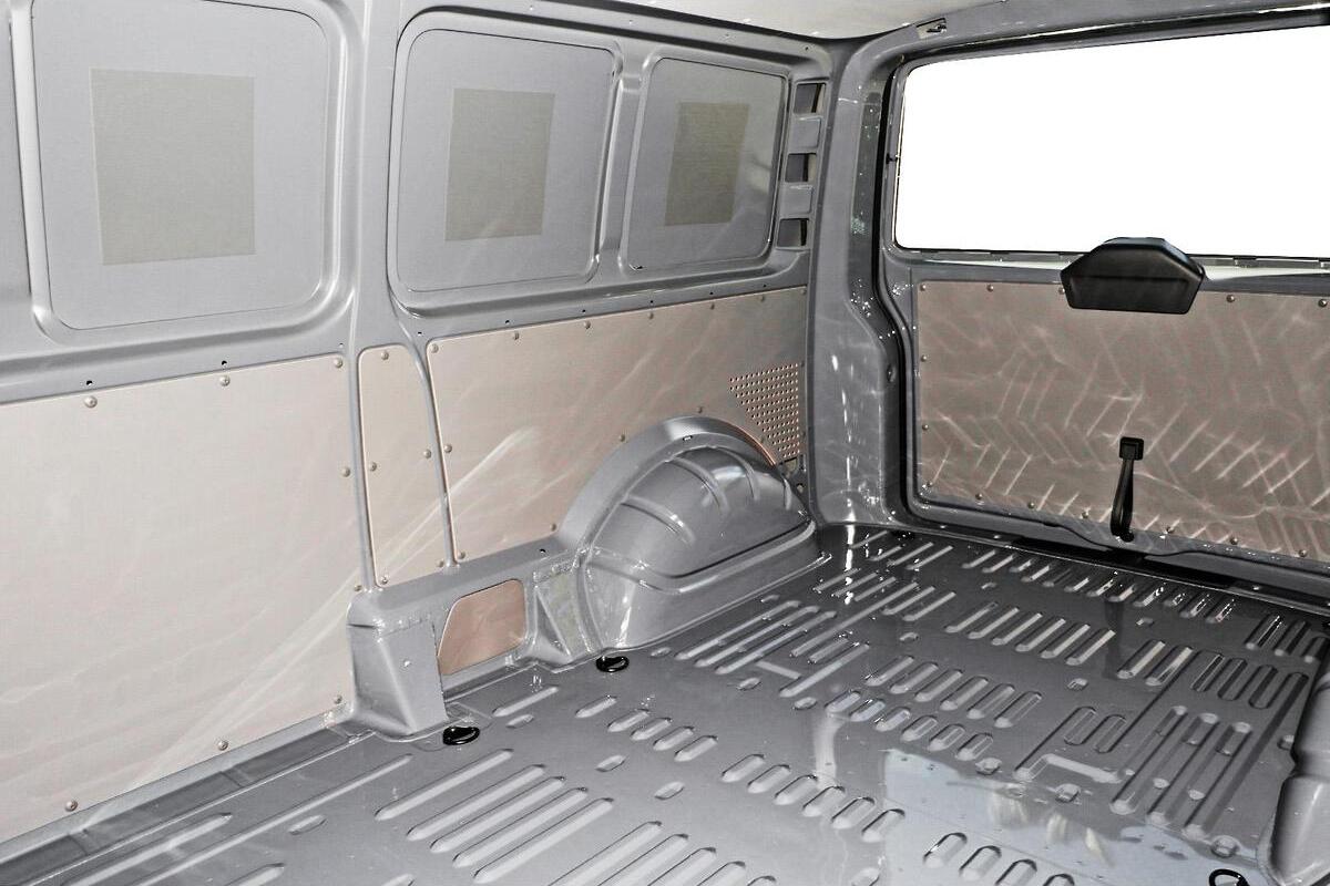 2024 Volkswagen Transporter TDI450 T6.1 LWB Auto MY24 image 10