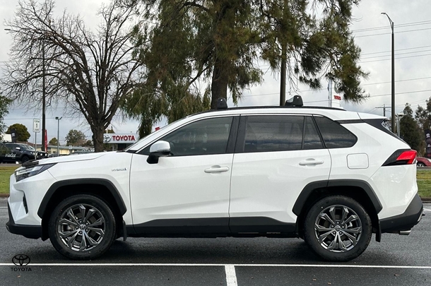 2022 Toyota RAV4 HYBRID GXL AWD image 6