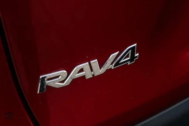 2023 Toyota Rav4 Hybrid GX image 14