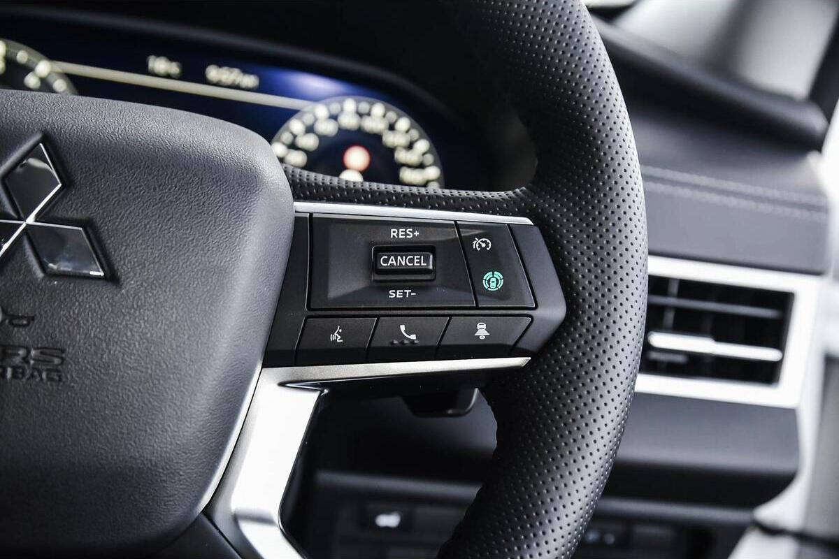 2024 Mitsubishi Outlander Exceed ZM Auto AWD MY24 image 17