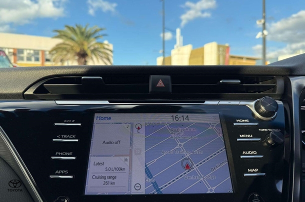 2019 Toyota Camry Hybrid Ascent Sport image 21