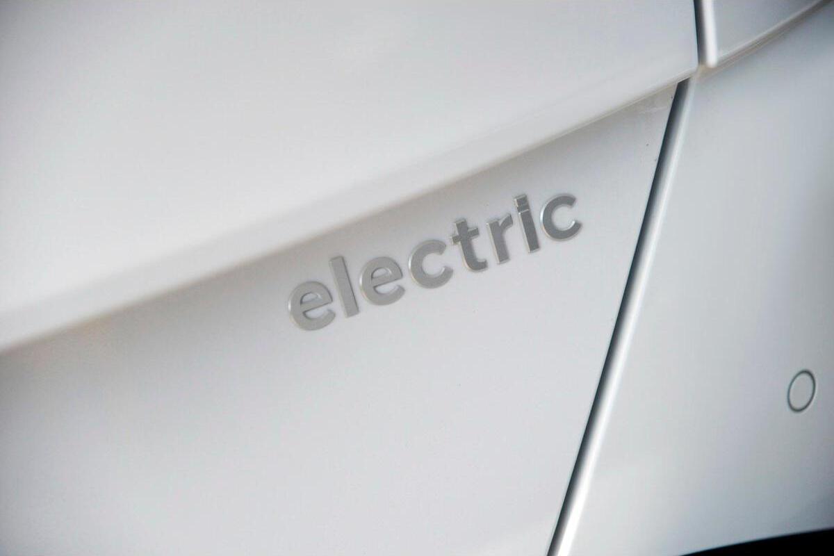 2024 Hyundai Kona Electric Premium Auto 2WD MY25 image 8