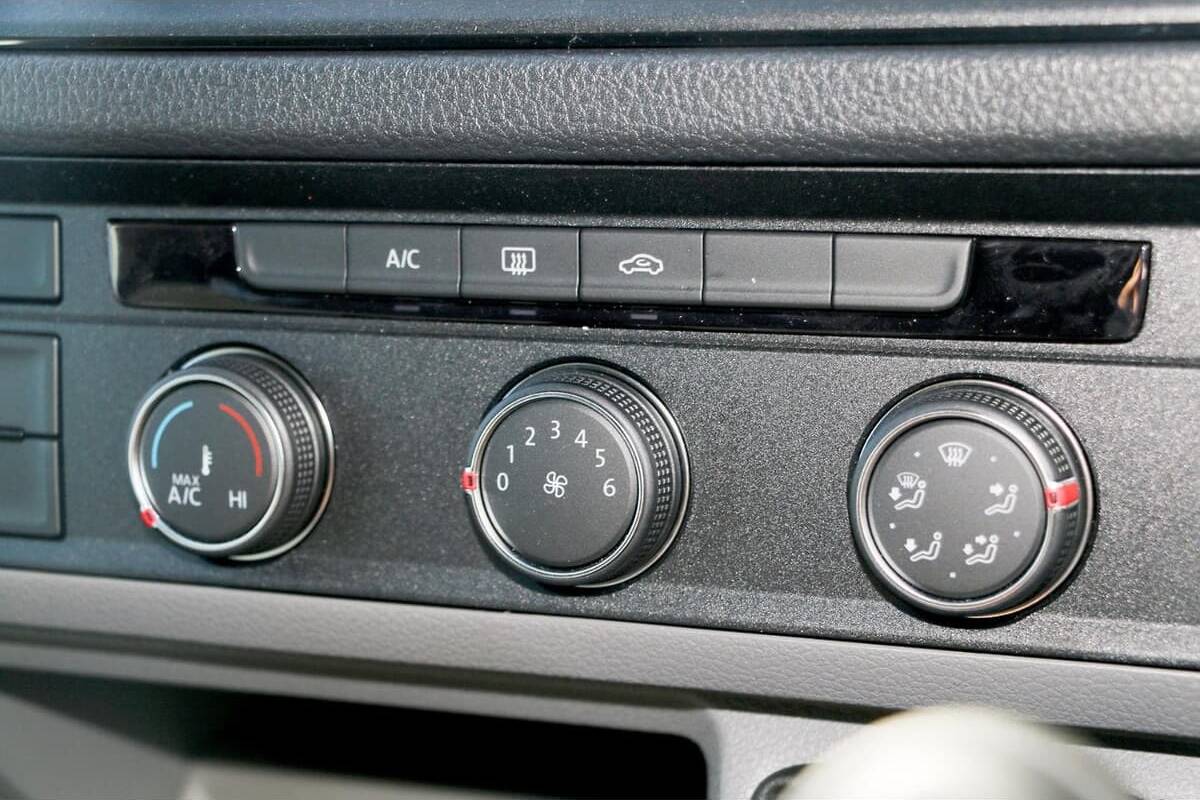 2024 Volkswagen Crafter 35 TDI340 SY1 Medium Wheelbase Manual FWD MY24 image 11