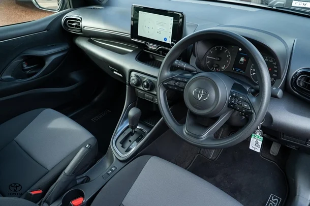 2024 TOYOTA Yaris Ascent Sport image 7