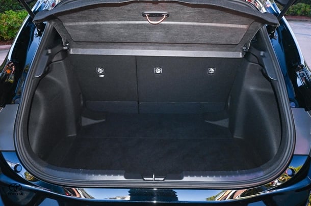 2024 TOYOTA Corolla Hatch Hybrid ZR image 22