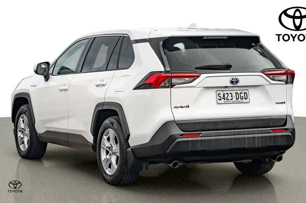 2021 Toyota RAV4 HYBRID GX-2WD image 5