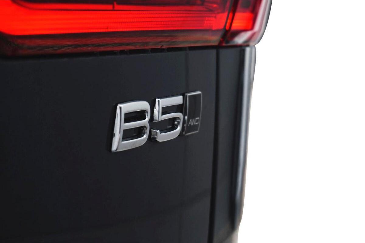 2024 Volvo XC60 Plus B5 Auto AWD MY25 image 10