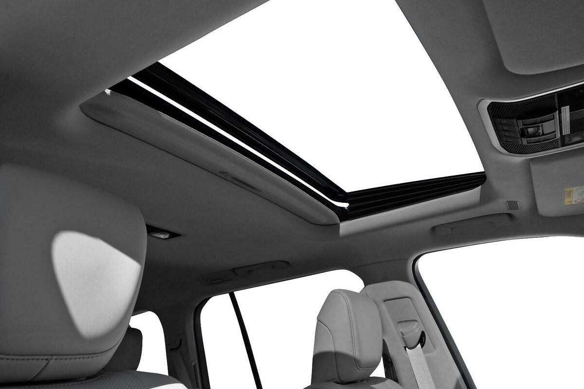 2024 Toyota Landcruiser VX Auto 4x4 image 9