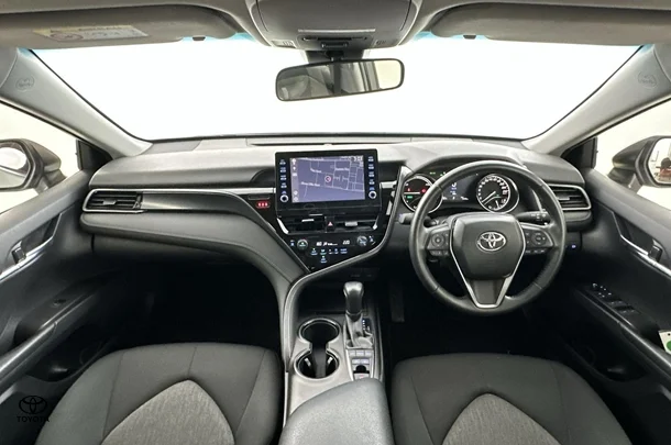 2023 Toyota Camry Hybrid Ascent Sport image 2