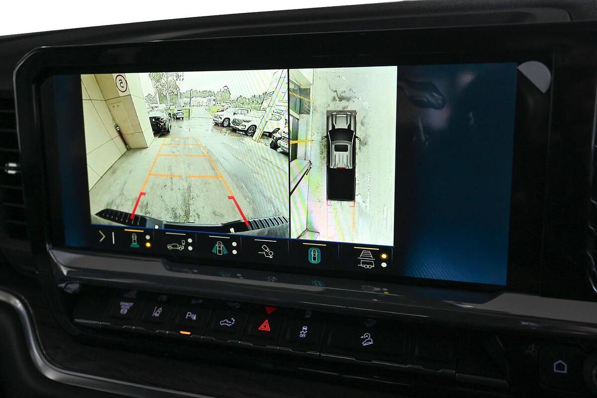 2024 Chevrolet Silverado HD LTZ Premium W/Tech Pack Auto 4x4 MY24 image 11