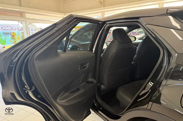 2023 Toyota C-HR Hybrid GR-S image 11