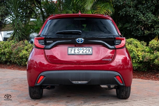 2023 TOYOTA Yaris Hybrid SX image 5