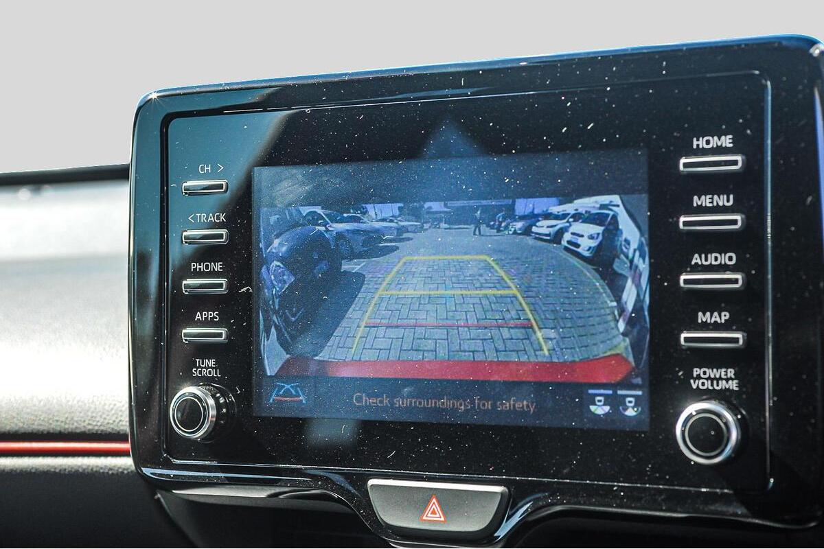 2024 Toyota Yaris ZR Hybrid Auto image 12