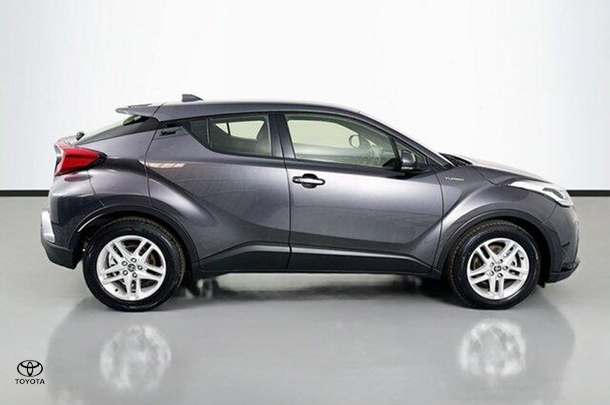 2022 Toyota CH-R GXL 2WD image 10