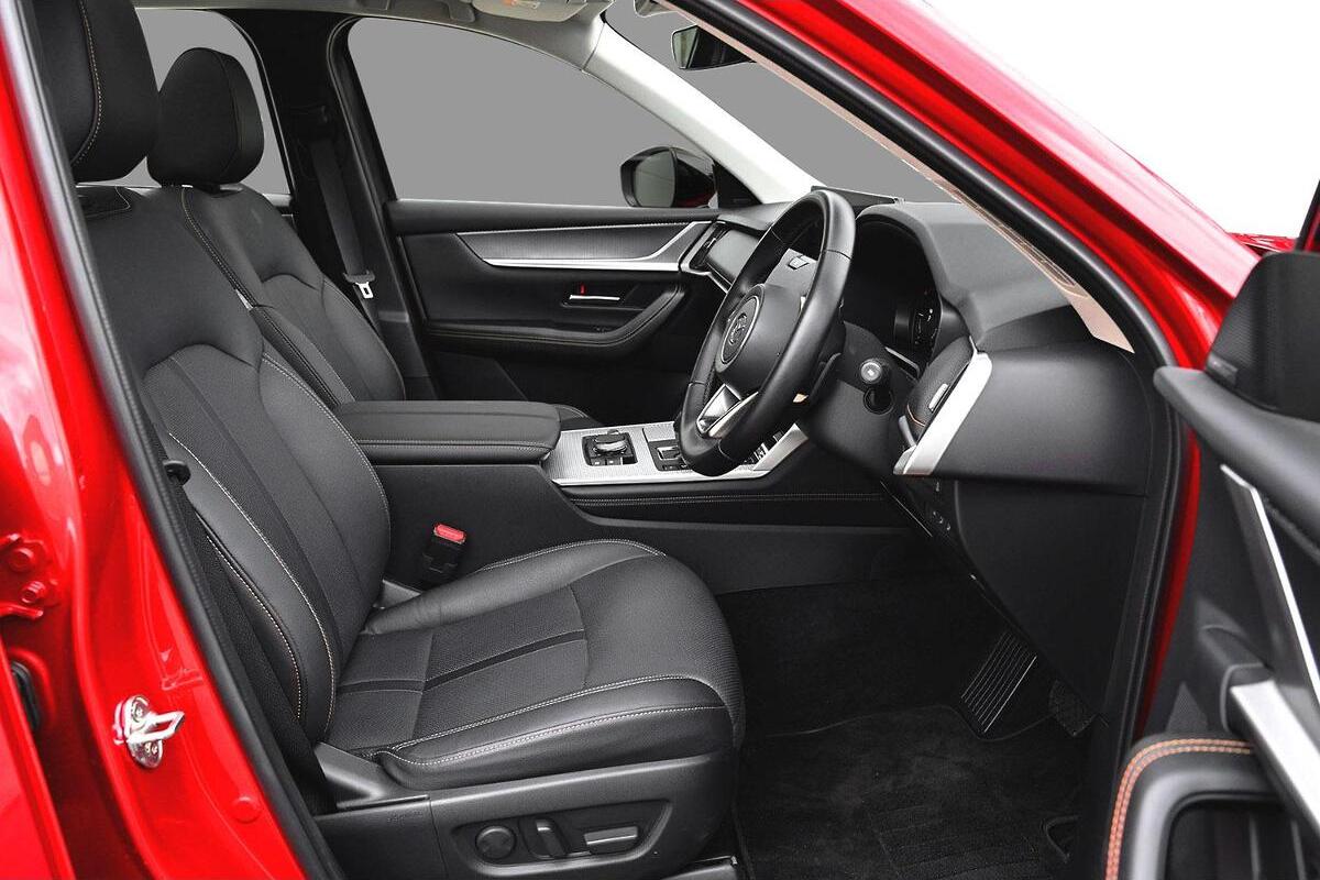 2024 Mazda CX-60 P50e GT KH Series Auto i-ACTIV AWD image 8