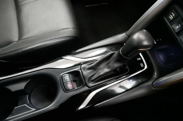 2023 Toyota Corolla Cross HV Atmos image 12