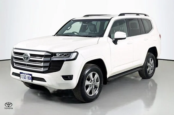 2023 Toyota LANDCRUISER VX image 4