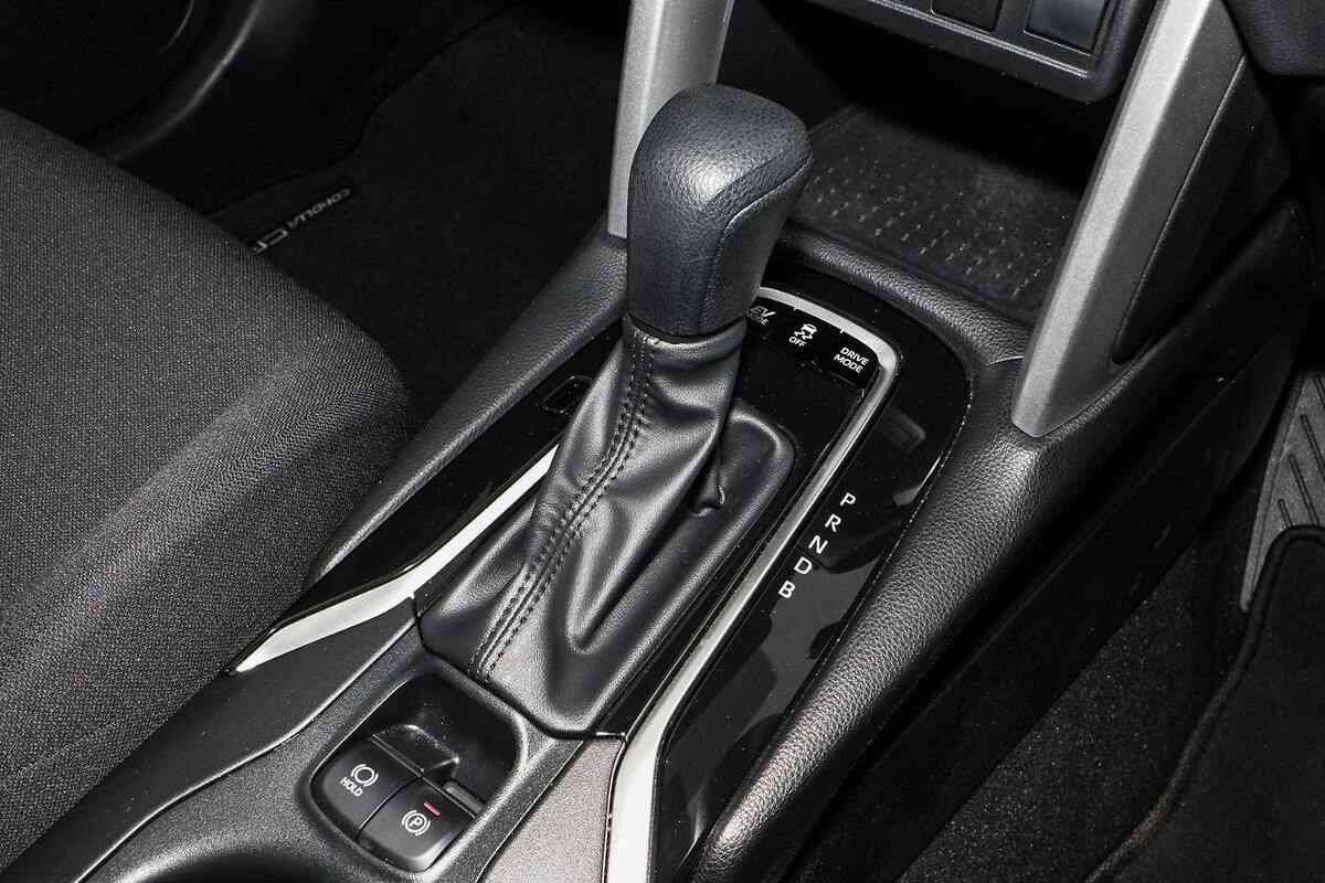 2024 Toyota Corolla Cross GX Auto 2WD image 16