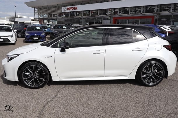 2023 Toyota Corolla ZR image 11