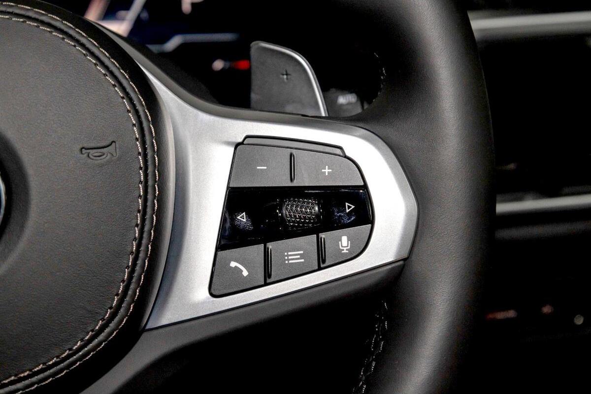 2025 BMW X7 xDrive40d M Sport G07 LCI Auto 4x4 image 17