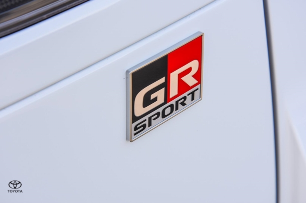 2024 Toyota Landcruiser GR-S image 8
