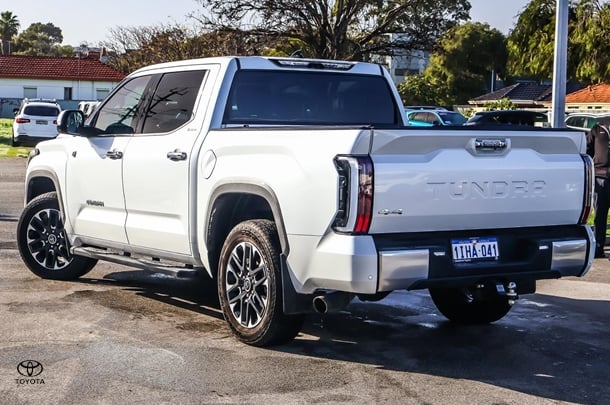 2023 Toyota Tundra Limited image 2