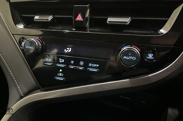 2023 Toyota Camry Hybrid Ascent image 21