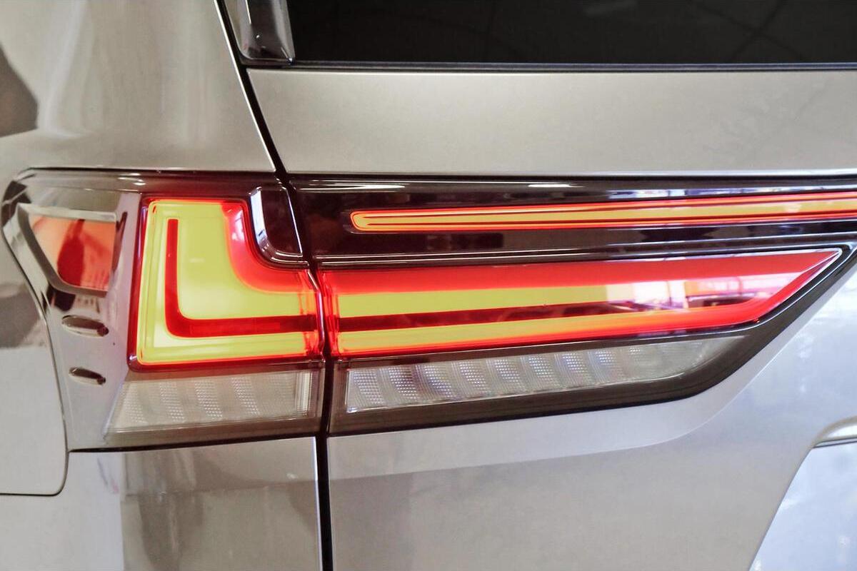 2024 Lexus LX LX500d F Sport Auto 4x4 image 18
