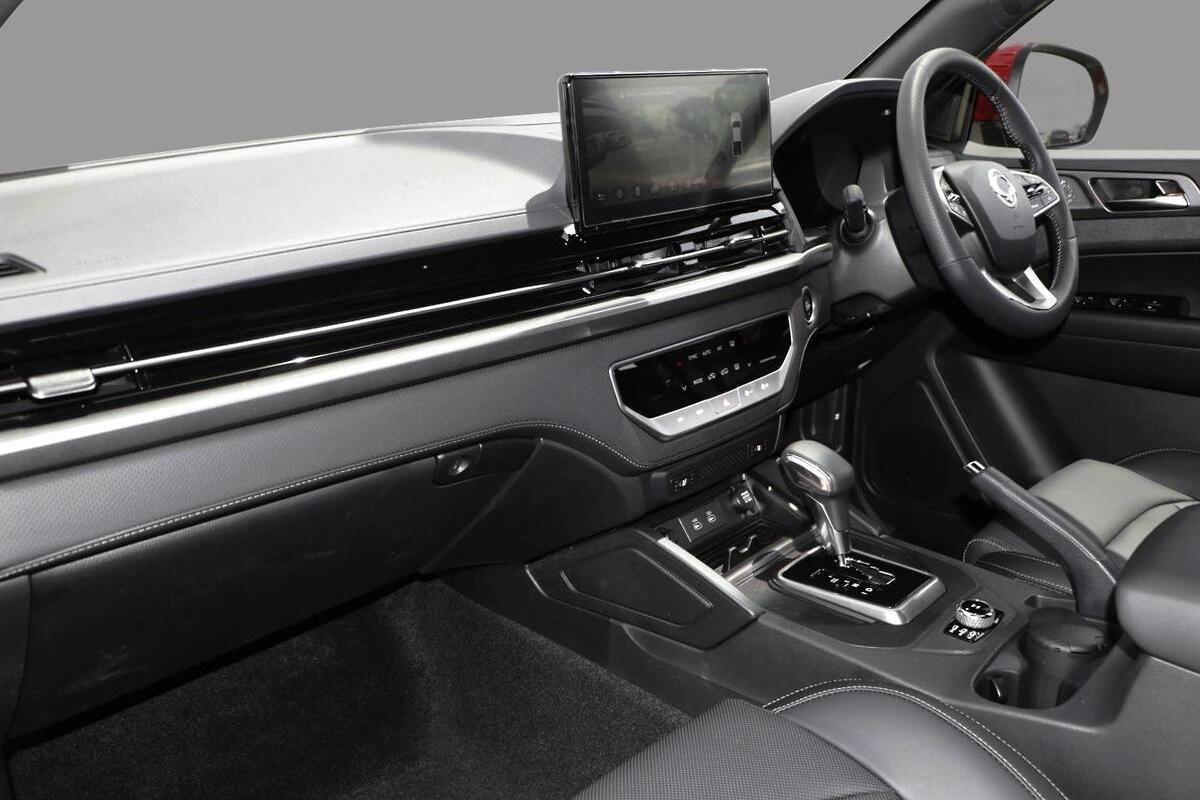 2024 SsangYong Musso Ultimate Luxury Auto 4x4 MY24 image 7