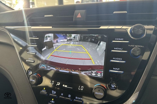 2019 Toyota Camry Ascent Sport image 25
