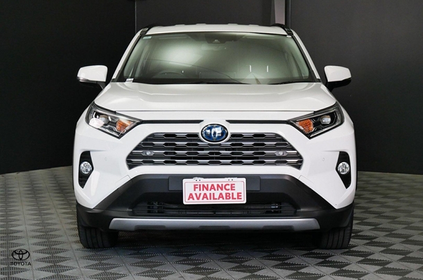 2020 Toyota RAV4 Hybrid GXL-2WD image 2