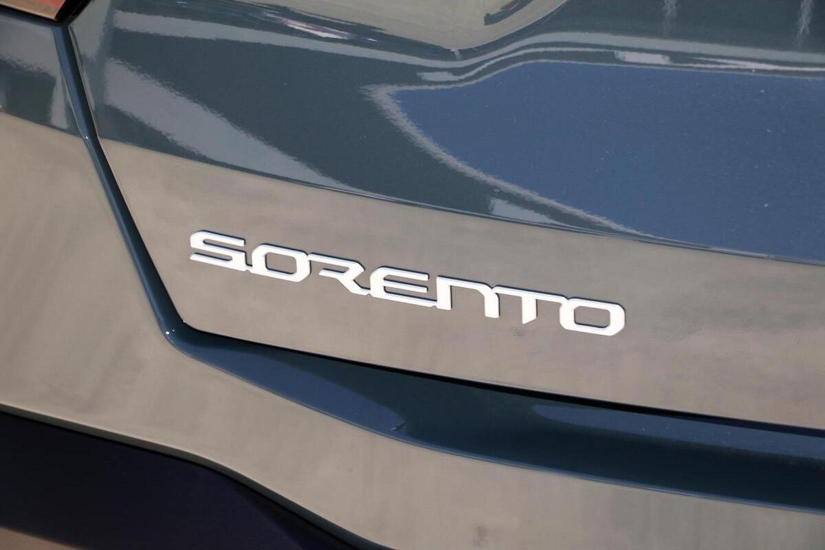 2024 Kia Sorento Sport Auto AWD MY25 image 13