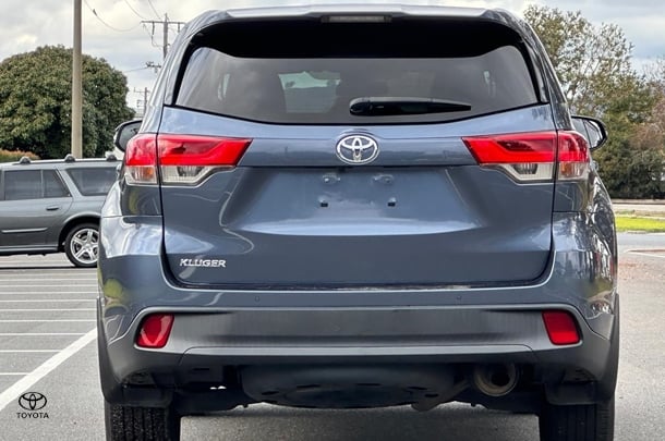 2019 Toyota KLUGER 4x2 GX image 4