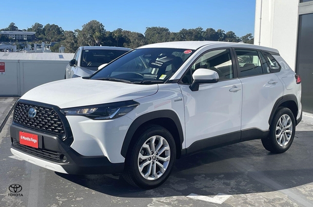2023 Toyota Corolla Cross Hybrid GX image 4