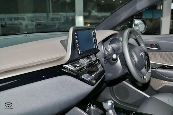 2022 Toyota C-HR Hybrid Koba 2WD image 15