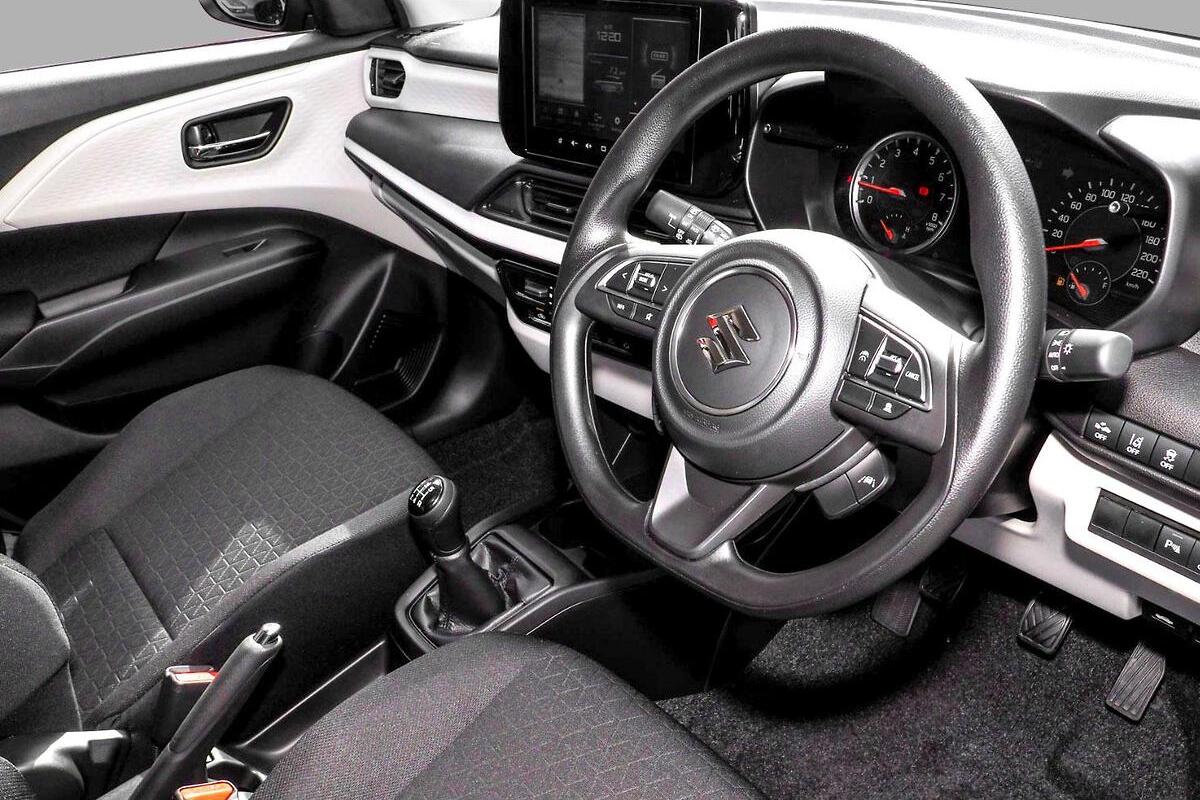 2024 Suzuki Swift Hybrid Manual image 6