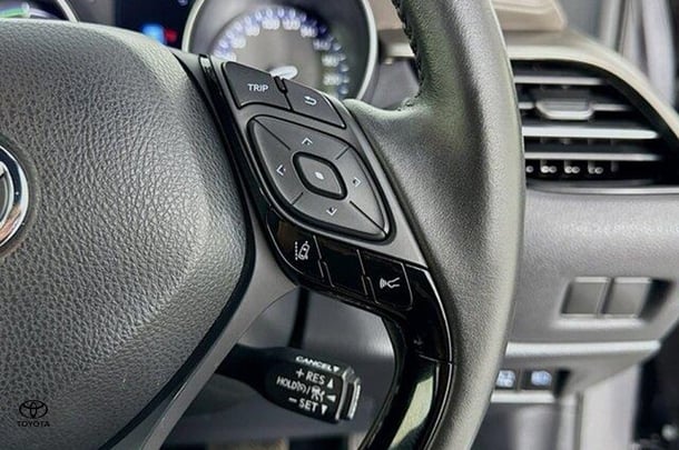 2022 Toyota C-HR Hybrid Koba 2WD image 19