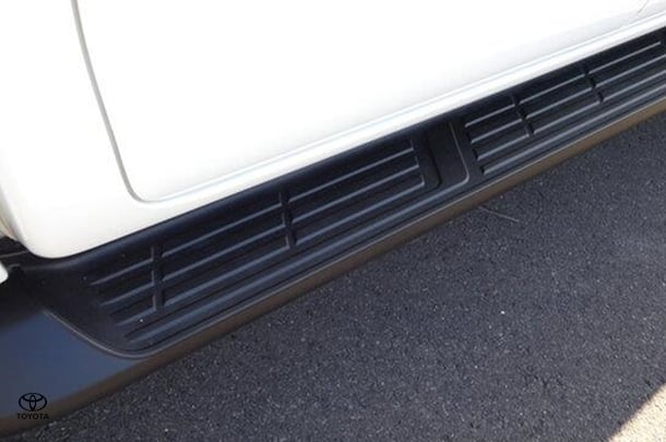 2018 Toyota Hilux SR5 image 12