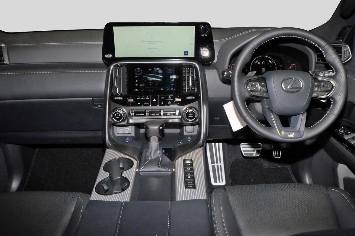 2024 Lexus LX LX600 F Sport Auto 4x4 image 7