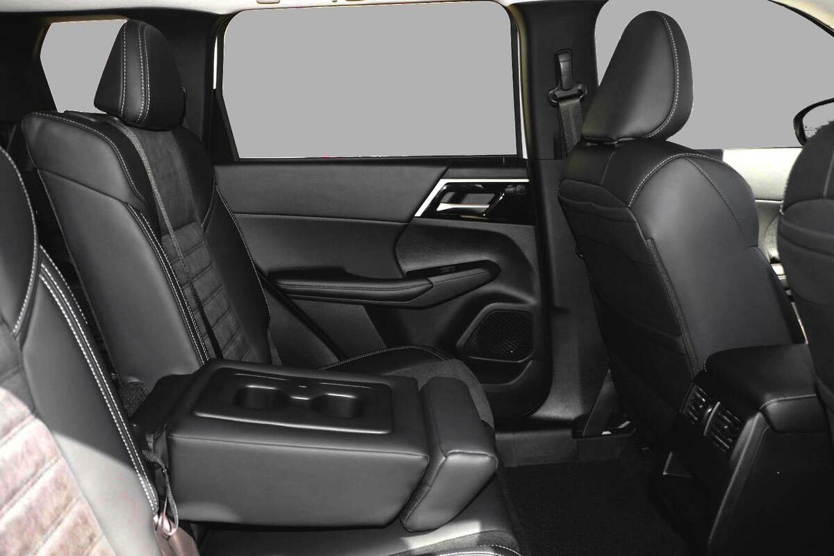 2024 Mitsubishi Outlander Aspire ZM Auto AWD MY24 image 9