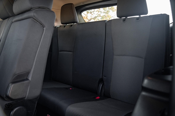 2024 Toyota KLUGER HYBRID GX AWD image 19