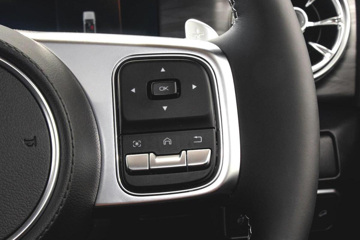 2024 GWM Tank 300 Ultra Hybrid Auto 4x4 image 14