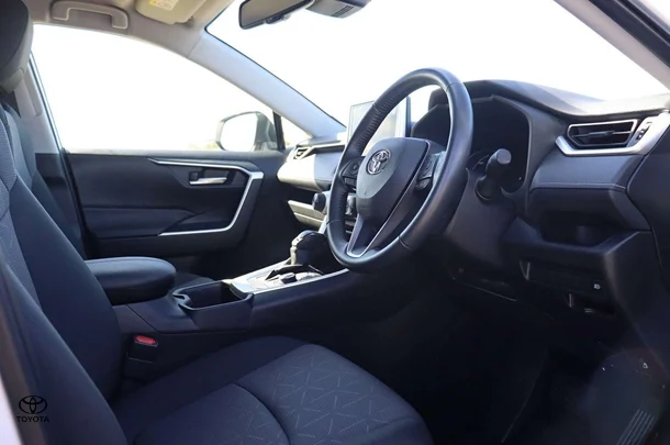 2023 Toyota RAV4 Hybrid GXL AWD image 17