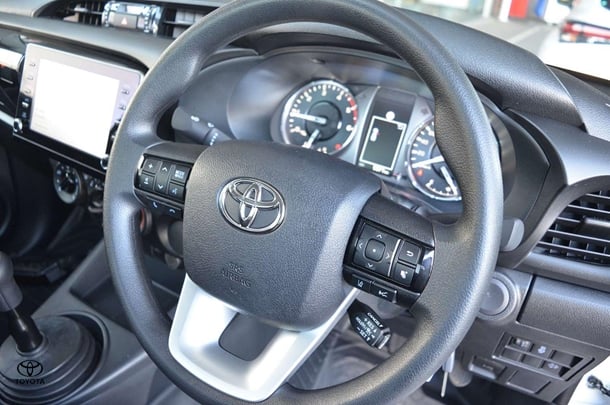 2024 Toyota Hilux Workmate image 17
