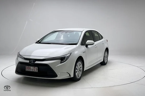 2024 Toyota Corolla Sedan Hybrid Ascent Sport image 6