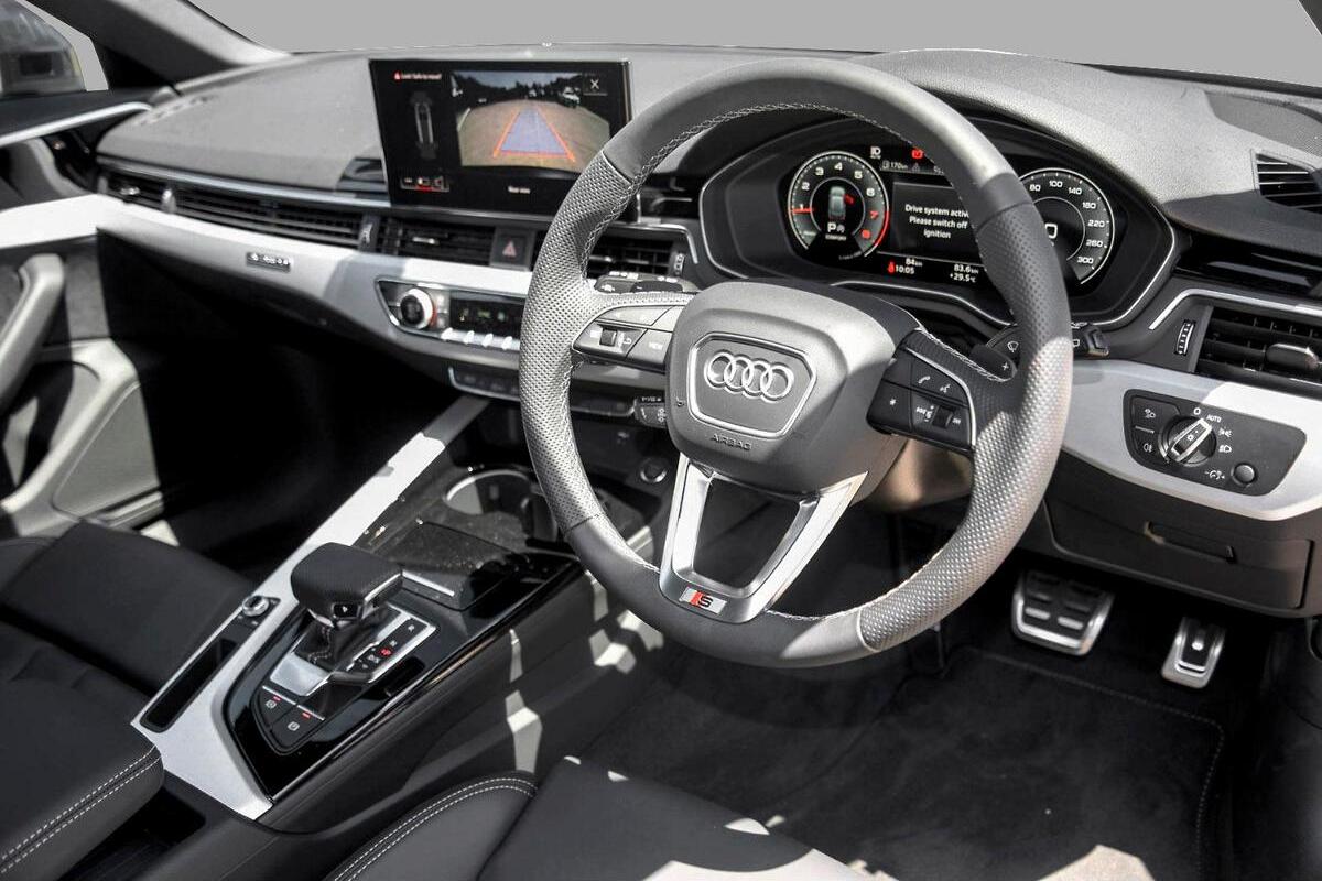 2024 Audi A4 45 TFSI S line Auto quattro MY24 image 6