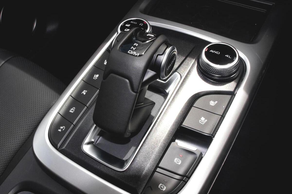 2024 GWM Tank 300 Ultra Hybrid Auto 4x4 image 15