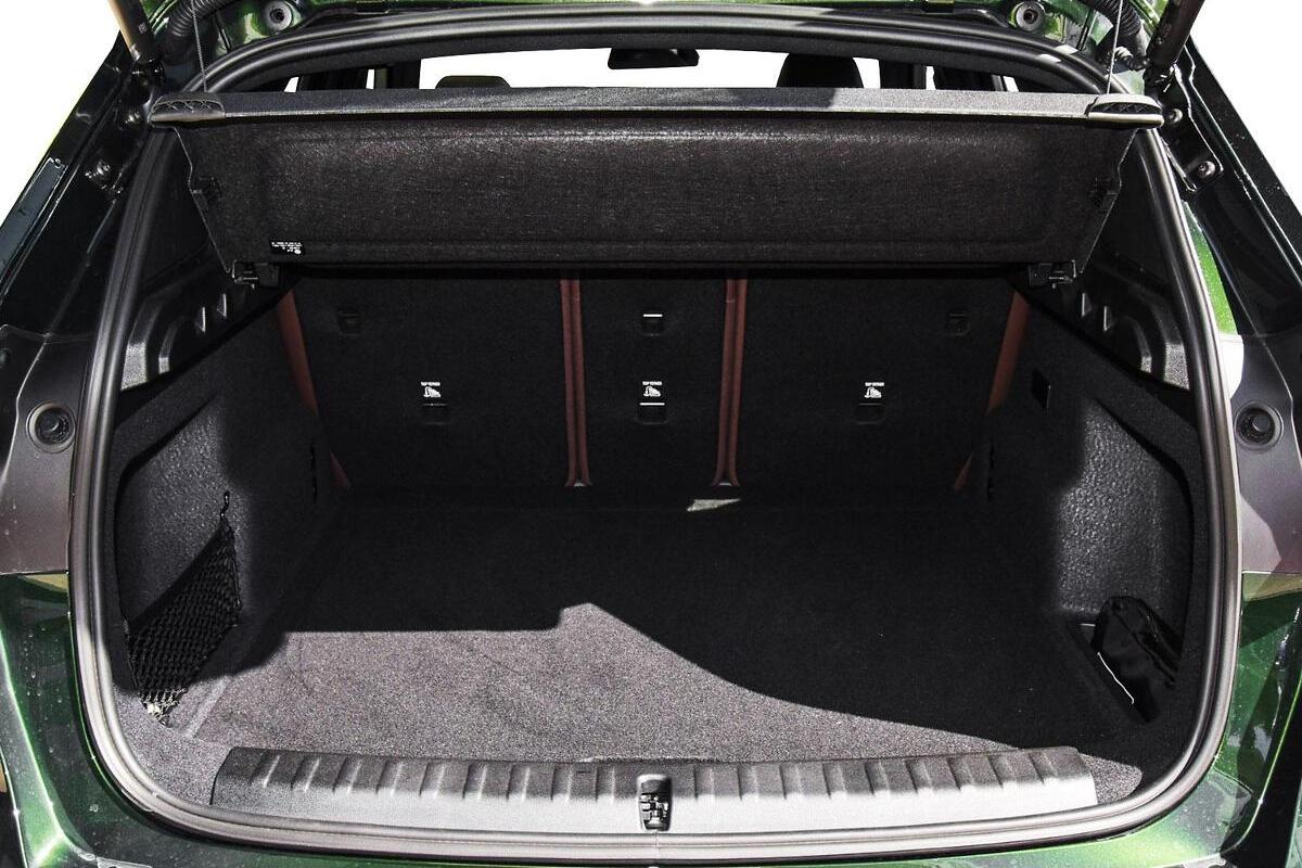 2025 BMW iX1 eDrive20 xLine U11 Auto image 8